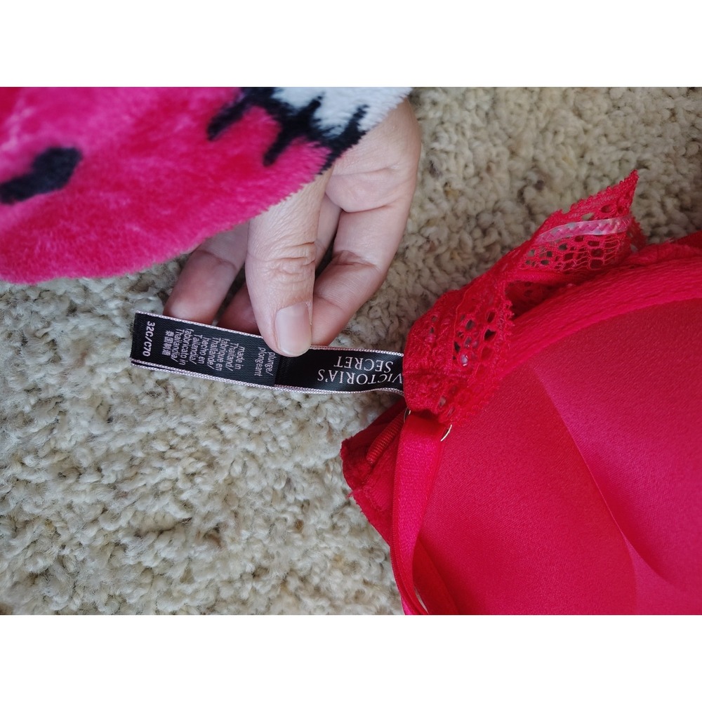 Victoria's Secret Red Sexy Push Up Bra 32C Plunge Bra Lace Racerback Front Close - Picture 4 of 4